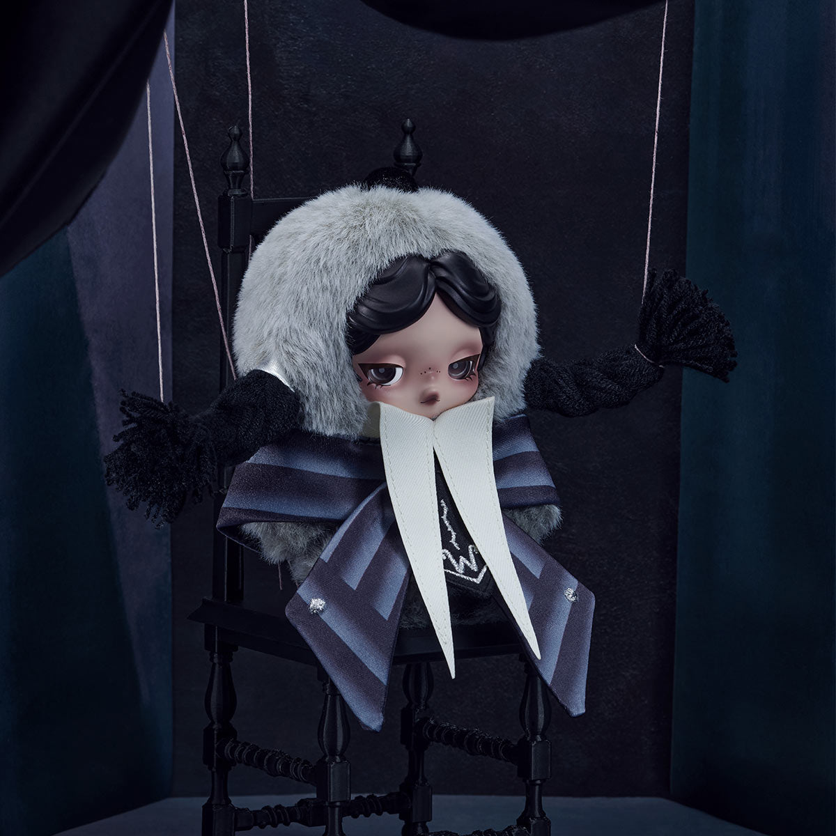 SKULLPANDA × Wednesday Plush Side