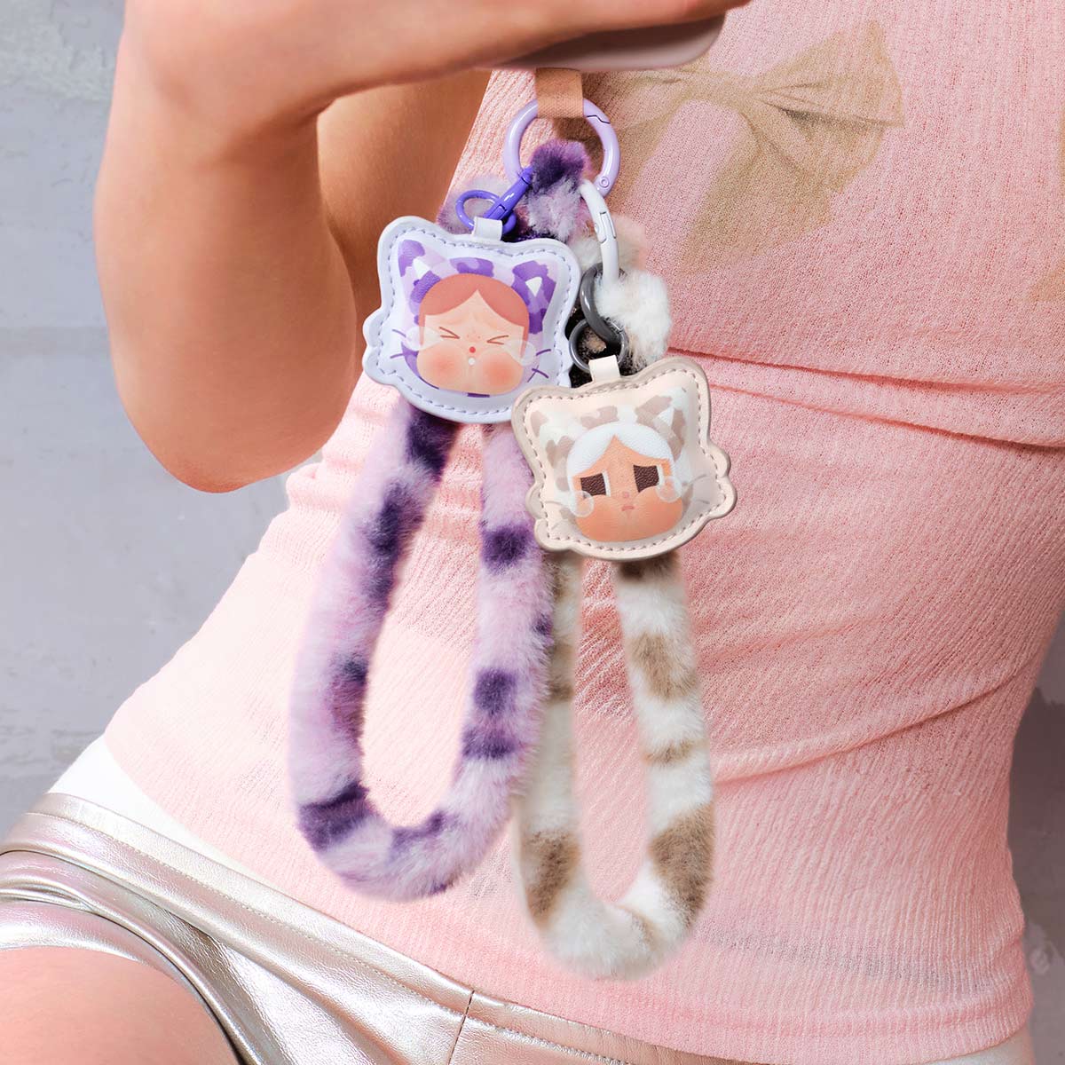 CRYBABYWildbut Cutiephone Charm Blind 6個 CRYBABY Wild but Cutie Series-Phone Charm Blind Box – Collectique