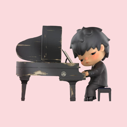 Hirono The Pianist Figure - Collectique