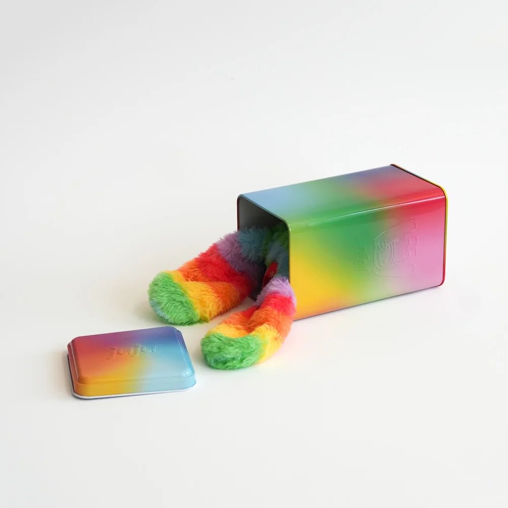 JUJU RAINBOW PLUSH KEYCHAIN BLIND BOX TIN