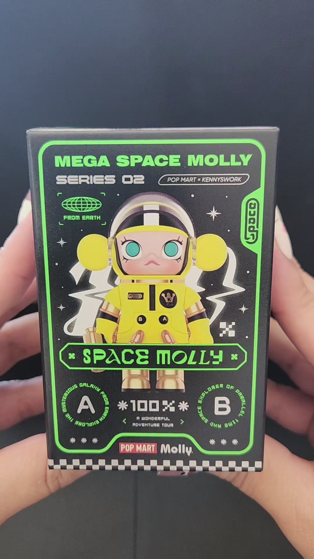 MEGA SPACE MOLLY 100% 2B Unboxing