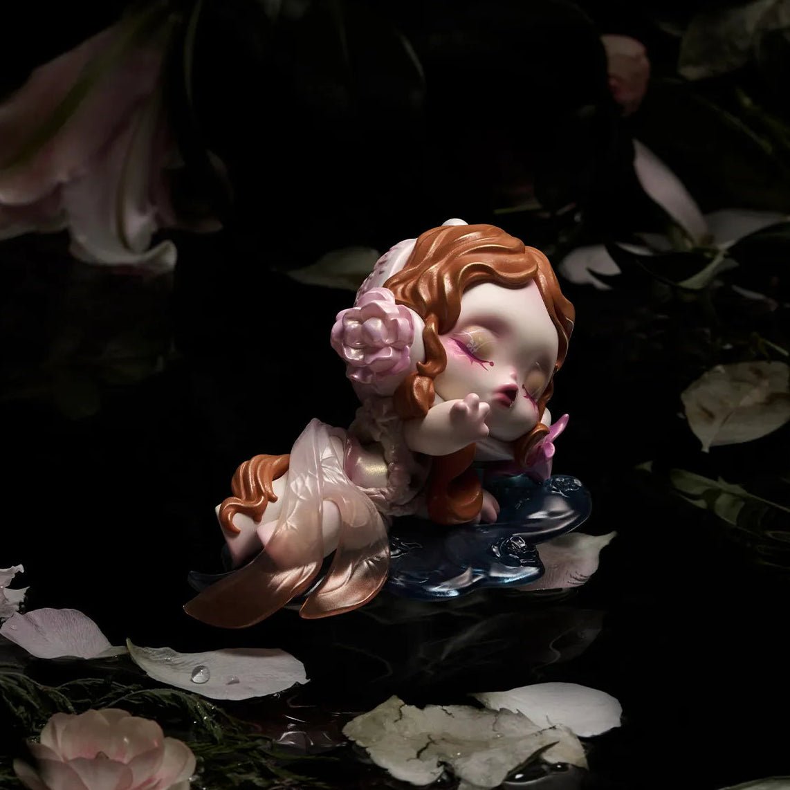 SKULLPANDA Petals in Four Acts Series Figures Submerged Wreath