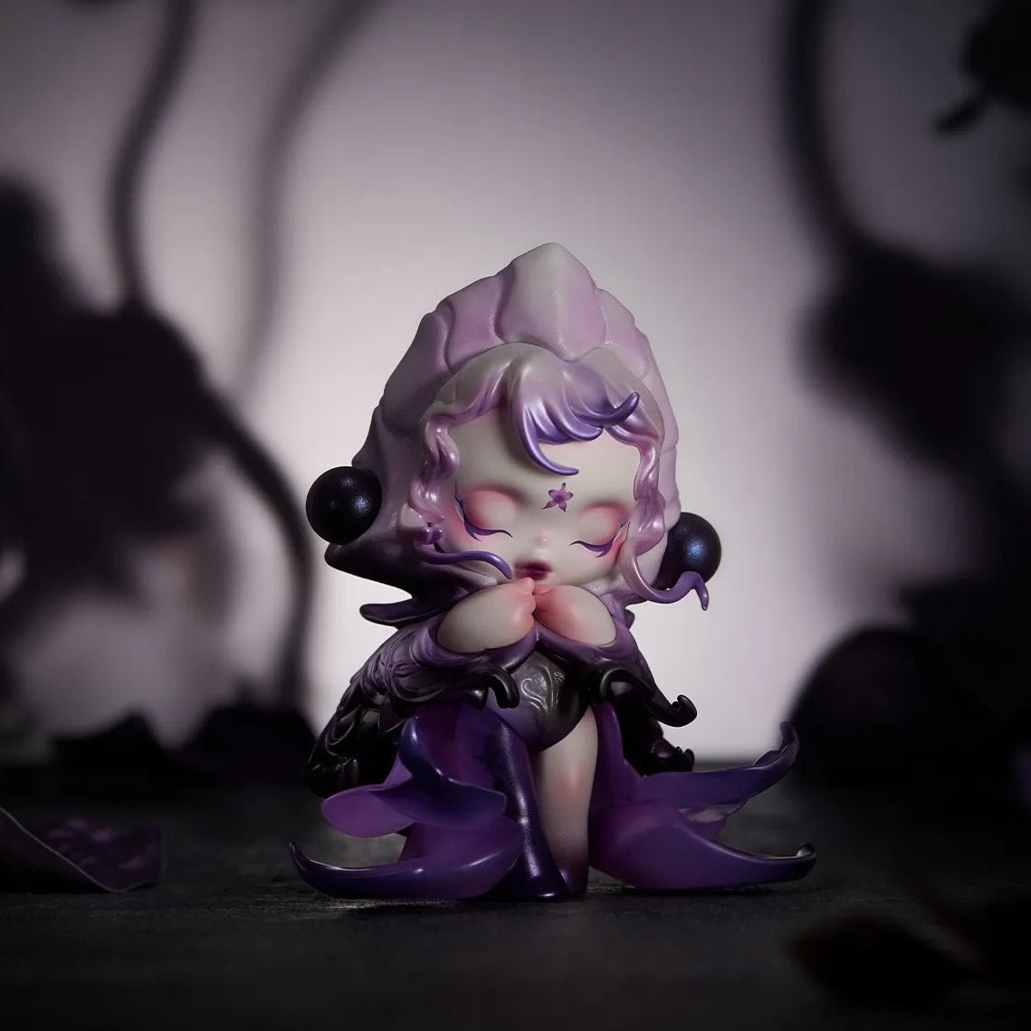 SKULLPANDA Petals in Four Acts Series Figures Burning Gloom