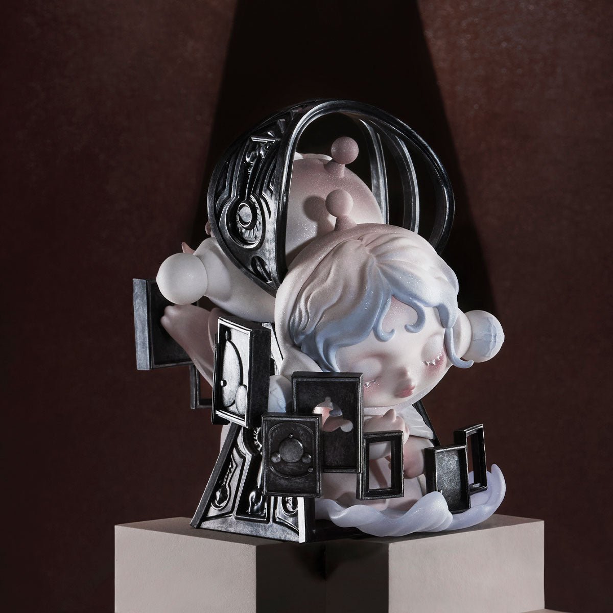 SKULLPANDA The Paradox Series Figures - Collectique